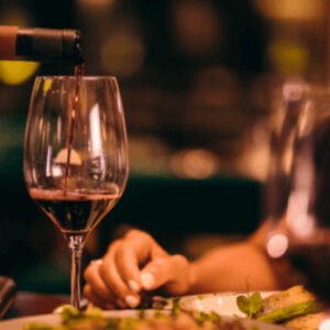 Restaurant & liquor chain store